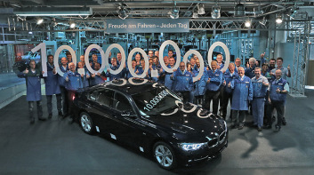 第1,000萬輛寶馬《BMW 3 Series》房車竟然是駕訓班的教練車?