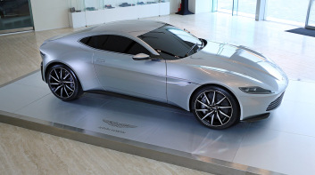 任務執行中?!最新007座駕《Aston Martin DB10》展示車低調訪台