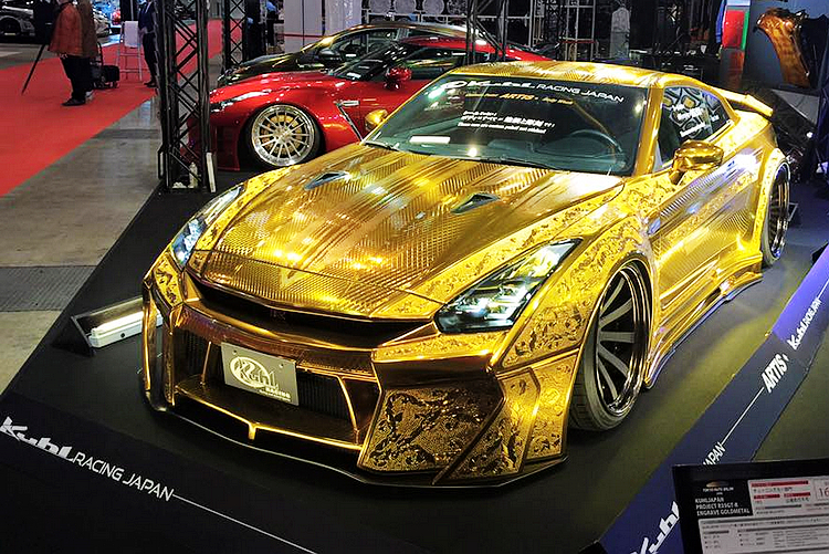 金甲戰神參見kuhl Racing打造日產 Nissan Gt R 黃金套件現身16東京改裝車展 國王車訊kingautos