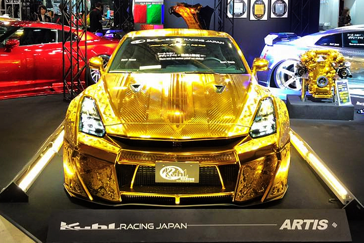 金甲戰神參見kuhl Racing打造日產 Nissan Gt R 黃金套件現身16東京改裝車展 國王車訊kingautos