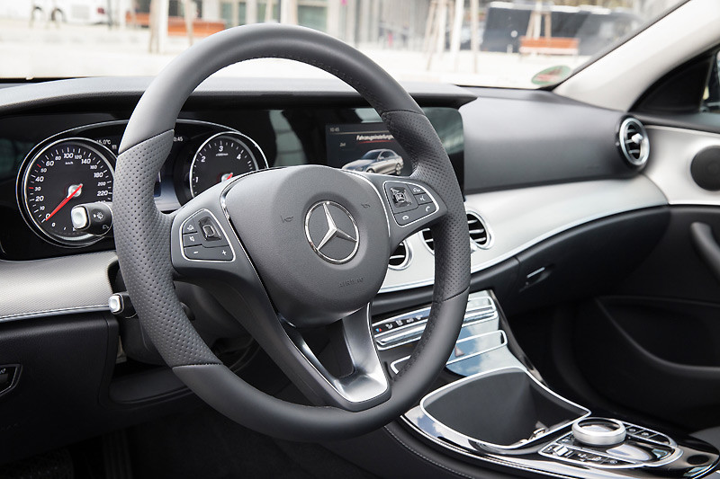 機能與舒適性掛帥 賓士《Mercedes-Benz E-Class Taxi》德國亮相