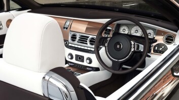 僅此一款的純銅奢華內裝 《Rolls-Royce Dawn Mayfair Edition》英國登場