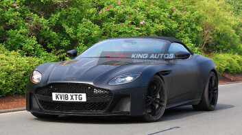 品牌旗艦跑車初亮相 《Aston Martin DBS Superleggera Volante》美型畢露