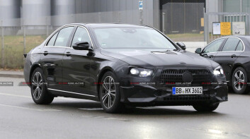 《Mercedes-Benz E-Class》準備小改款 Sedan及Coupe偽裝車陸續曝光