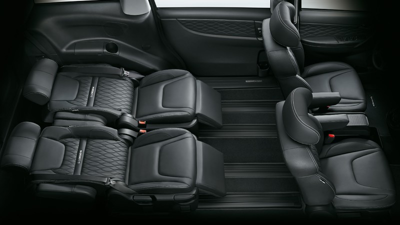 新年式《Luxgen M7 Turbo Eco Hyper》推出第二排獨立Ottoman座椅