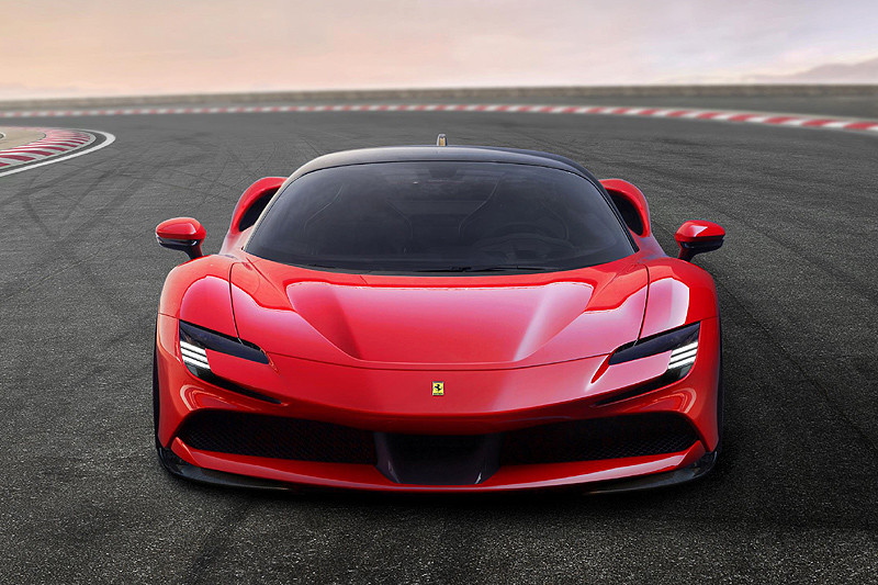 V8車系全新旗艦 《Ferrari SF90 Stradale》油電、四驅技術上身