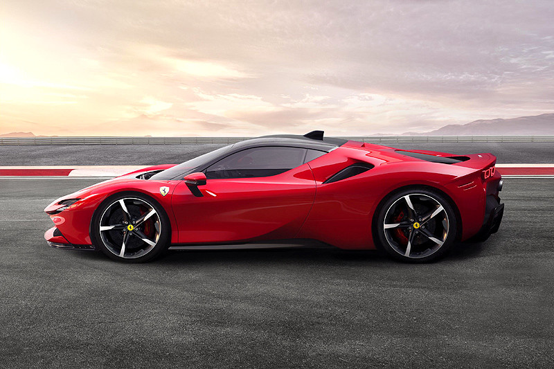 V8車系全新旗艦 《Ferrari SF90 Stradale》油電、四驅技術上身