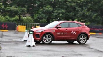 考驗你的眼力 《Jaguar》極限駕馭Smart Cone智慧三角錐體驗