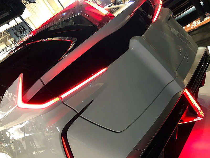 雙品牌聯手《Ambivalent “RD” Prius PHV Concept》東京盡顯雙面性格