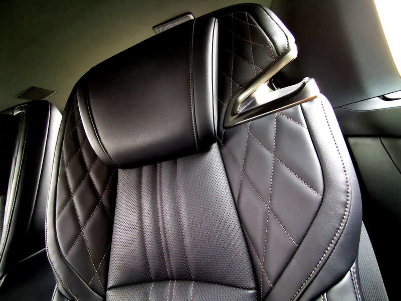 5米長、500萬元打造2個座位，到底有多厲害？42張超圖解Lexus LM宇宙無敵奢豪雙座位。