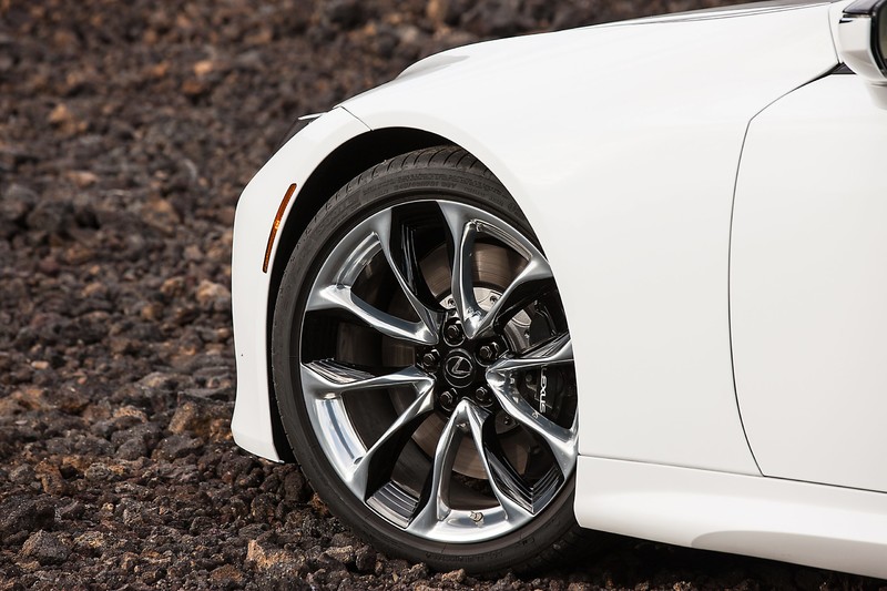 2021年式《Lexus LC》美國發表 新色上身操控同步優化
