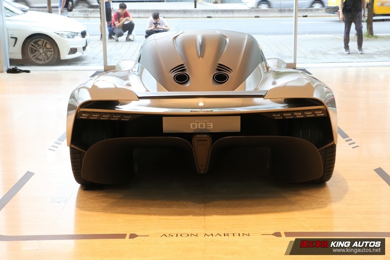 《Aston Martin》60多年後再次登上F1賽場 純電超跑與休旅2025年問世