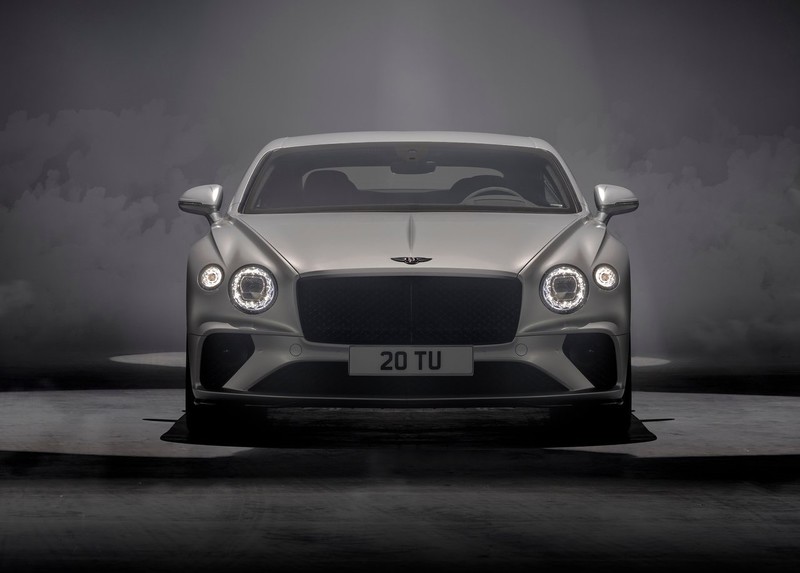 新世代《Bentley Continental GT Speed》操控更有趣｜首次導入電子限滑差速器 升級四輪轉向系統