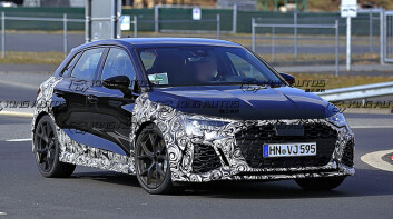 最大馬力420匹起跳?!《Audi RS3》性能旗艦 4/5門雙車型同時現身