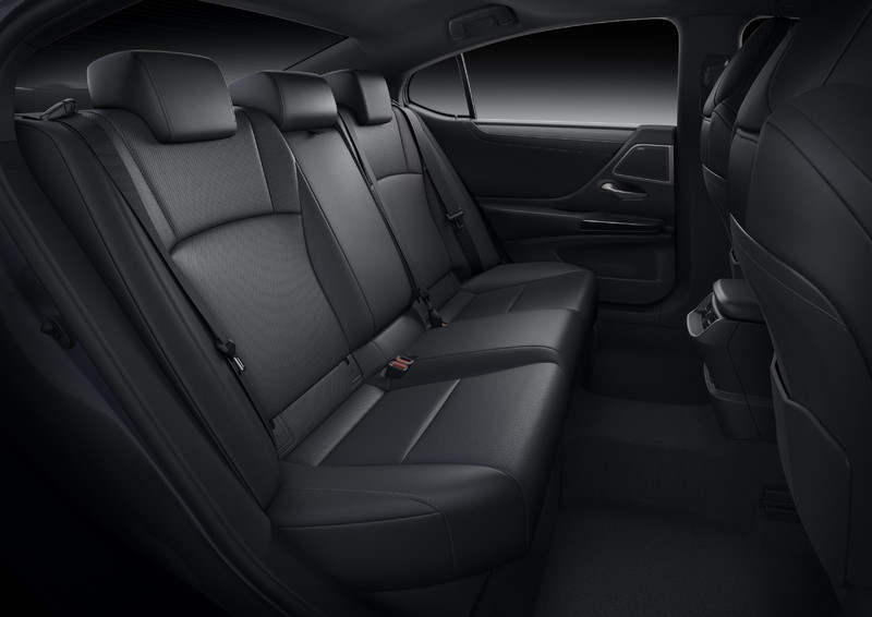 小改款《Lexus ES》最快今年第三季導入台灣 ｜ 懸吊 煞車 安全配備升級 