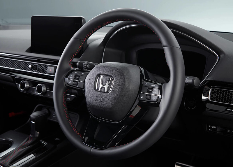 日規五門《Honda Civic》首度亮相！先推1.5渦輪車型、油電及Type R車型明年登場