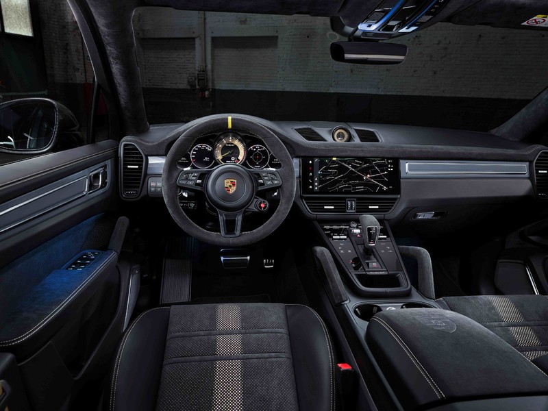 紐伯林最速SUV身份揭曉！《Porsche Cayenne Turbo GT》3.3秒破百極速300km/h、國內報價逼近千萬元