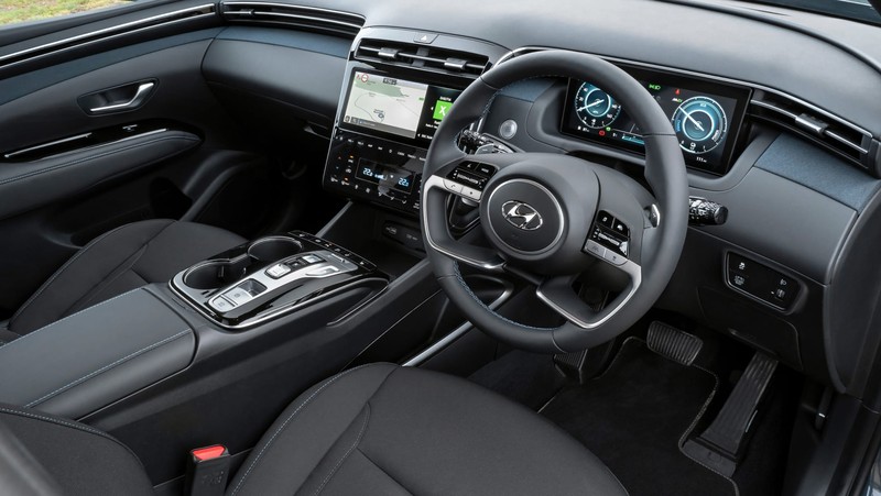 《Hyundai》橫掃英國汽車評選大獎｜年度風雲車《Ioniq 5》、最佳中型休旅車《Tucson》今年抵台