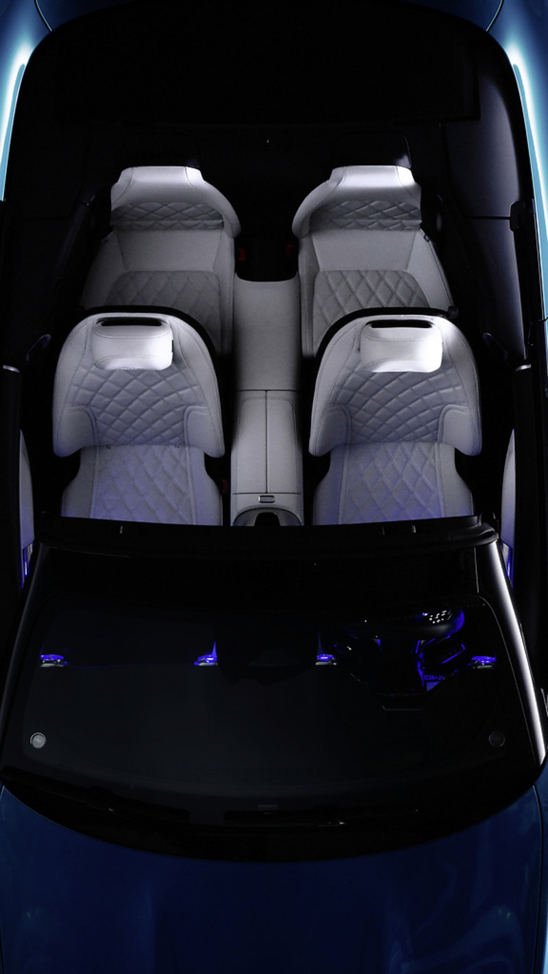 大改款《Mercedes-AMG SL》變身4座敞篷車 中控螢幕角度可調最貼心