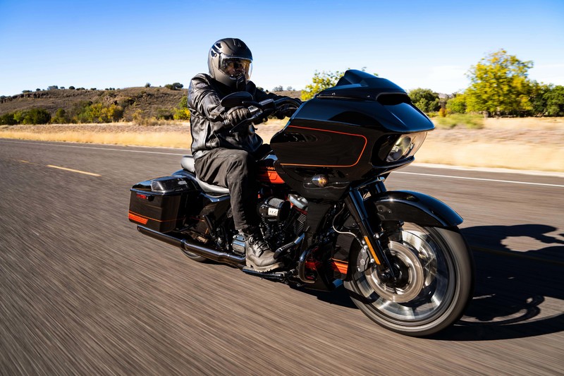 《Harley-Davidson》2021年式新車到店 部分車款標配Apple CarPlay 活動期間入主指定車款送7.5萬元好禮