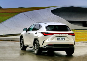 日本停產《Lexus NX350》渦輪車 NX動力縮成Toyota RAV4的形狀