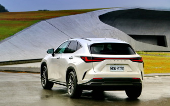 日本停產《Lexus NX350》渦輪車 NX動力縮成Toyota RAV4的形狀