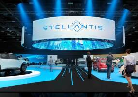 《Stellantis》執行長：電動車幕後推手是政客 非車廠
