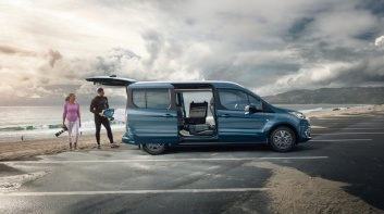 配備升級、售價凍漲！22.5年式1至7人座《New Ford Tourneo Connect》國內登場