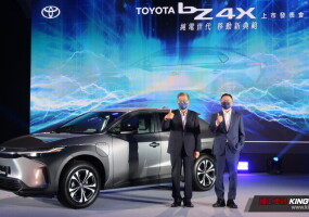今年配額只有300輛！《Toyota bZ4X》6大特點整理，159.9萬買的只是信仰嗎？