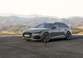 《Audi RS 4 Avant / RS 5》追加競技化套件｜零百快0.2秒 車身可降20mm