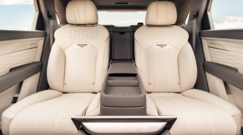 這才是真正的陸上頭等艙！一窺《Bentley》航空座椅的箇中奧秘