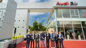 斥資六億、佔地逾千坪、極速充電站!《Audi》鳳山展示中心全新開幕 銷售區可放14台車