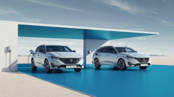 超過400公里續航里程｜純電掀背雄獅《Peugeot E-308》首度現身 SW旅行車型同步登場