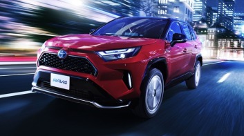 2022年10月《進口車款》銷售排行：《Toyota RAV4 / Camry》神車光環不滅、《Mazda》與《Volkswagen》有望急起直追？