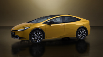 和泰評估中｜新世代《Toyota Prius PHEV》綜效馬力223匹 純電續航69公里 另有太陽能車頂選配