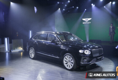 1,380萬元起｜《Bentley Bentayga EWB》 軸距逾3米1 耗資9億歐元 專為後排乘客打造