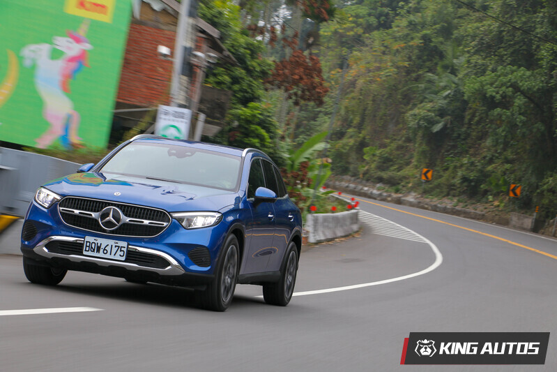 Mercedes-Benz以2,495輛的成績，蟬聯台灣市場豪華汽車品牌銷量冠軍。