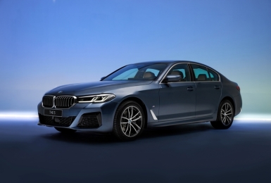 改款前集中火力！  汎德推出《BMW 520i M Sport》鉑金版     強化內裝質感升級高檔配備