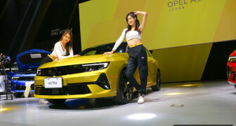 曾經國產 如今德國進口｜《Opel Astra》掀背車 限量優惠價117.9萬元起 本月入主免費升級手機無線充電配備
