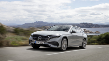 辦公、通行、娛樂一車搞定！全新賓士E-Class Estate旅行車下半年登場