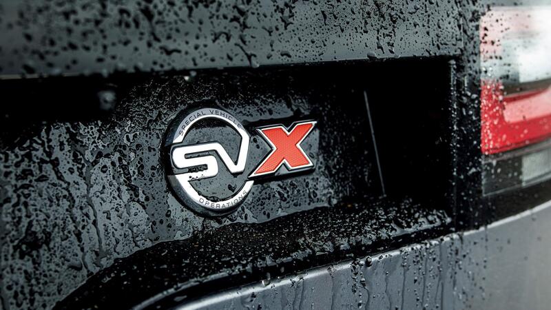 集越野與性能於一身的SVX車款，終於有機會在Defender車系上跟大家見面。官方圖片