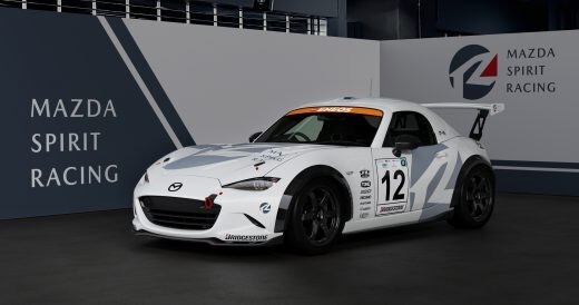 使用低碳合成燃料的Mazda MX-5賽車。官方圖片