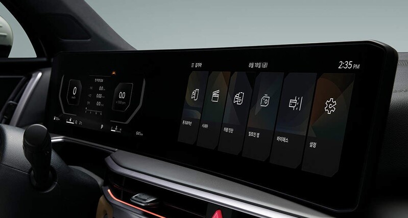 新的車機介面有韓文不稀奇，重點是...會不會有繁體中文？！官方圖片