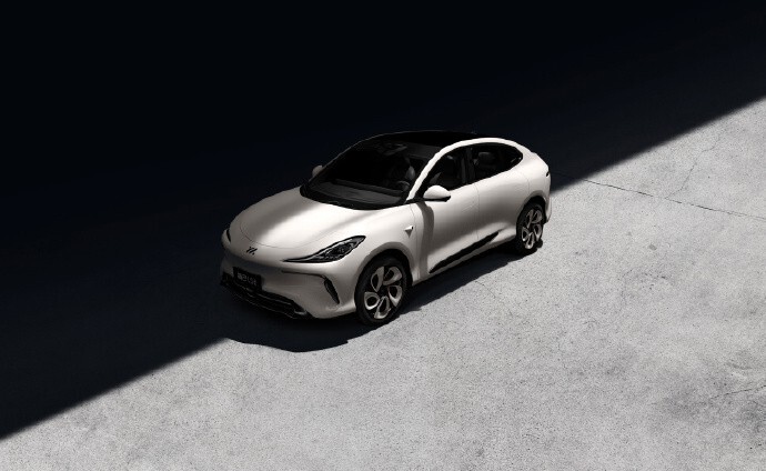 智己旗下第三款車LS6，將在今(2023)年成都成展發表。MG澳洲執行長Peter Ciao透露，MG未來將推出雙生車，導入當地販售。