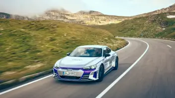 《Audi RS e-tron GT》推出冰上特仕車