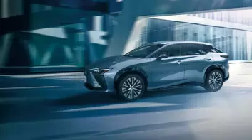 日本《Lexus》將推出更入門的《RZ》電動車型