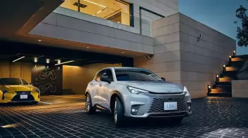 《Lexus LBX》油耗公布｜比《UX250h》《RX350h》省油 在台灣更具賦稅優勢