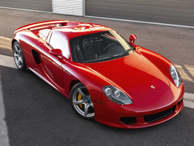 Porsche Carrera GT。官圖以下同