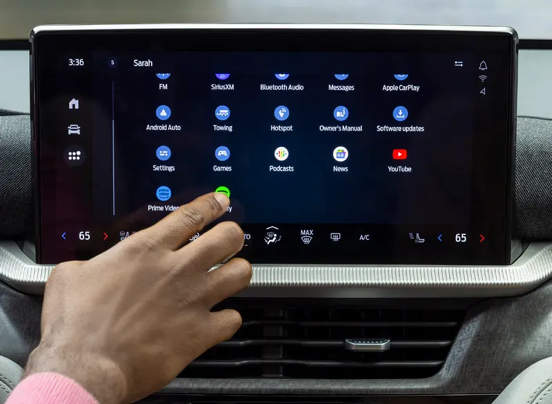Ford車款的媒體資料夾中，只提中中控螢幕照片。官方目前尚未透露該中控螢幕尺寸多大。