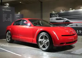 Mazda RX-8前身長這樣｜定義轉子汽車的未來設計
